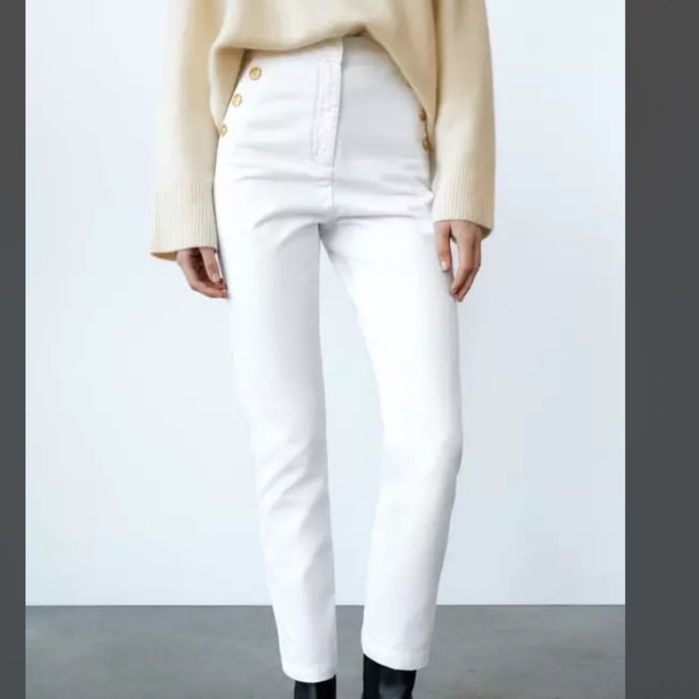 Zara ZARA NEW WOMAN GOLD BUTTONED STRAIGHT LEG PANTS WHITE 6147/089